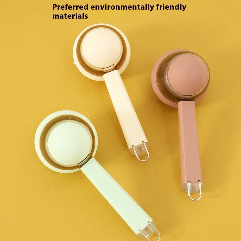 SudsBrush shampoo-dispensing pet grooming brush